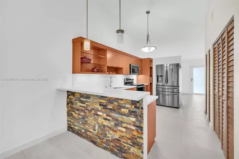 Kitchen - 2141 W 53rd St, Hialeah, FL 33016 photo 5 of 5