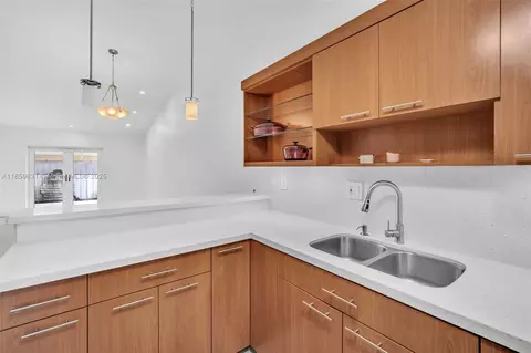 Kitchen - 2141 W 53rd St, Hialeah, FL 33016 photo 3 of 5