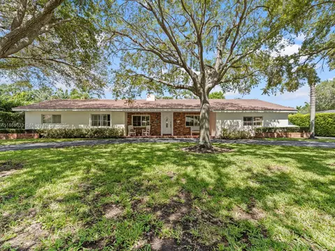 13050 SW 71st Ave, Pinecrest, FL 33156