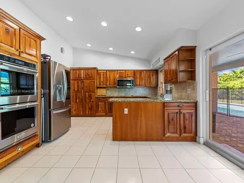 13050 SW 71st Ave, Pinecrest, FL 33156 photo 6