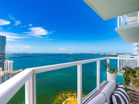 1900 N Bayshore Dr #3712, Miami, FL 33132