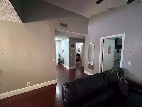 Entry Way - Undisclosed, Hialeah, FL 33015 photo 2 of 3