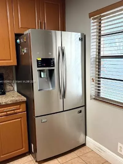 Other - Undisclosed, Hialeah, FL 33015 photo 3 of 6