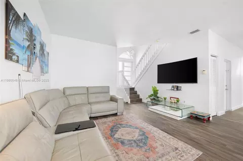 3720 Piedmont St, Hollywood, FL 33021