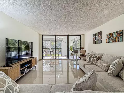 16475 Golf Club Rd #202, Weston, FL 33326