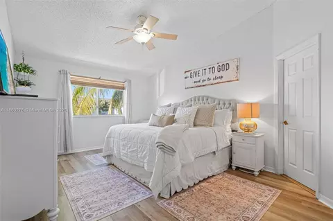 2223 SE 23rd Rd #2223, Homestead, FL 33035