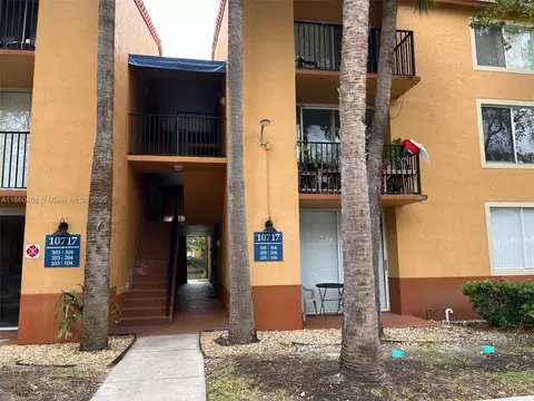 10717 Cleary Blvd #206, Plantation, FL 33324