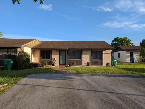 13558 SW 48th Ln, Miami, FL 33175