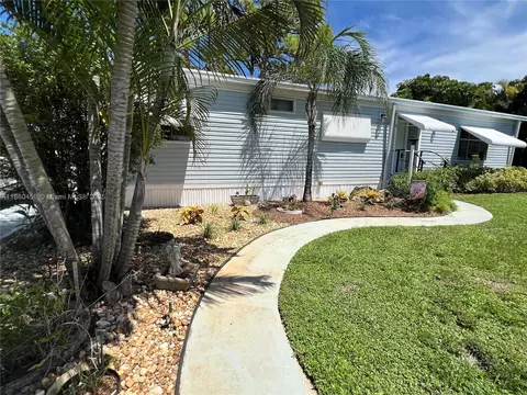 12020 Iguana Bay, Boynton Beach, FL 33436