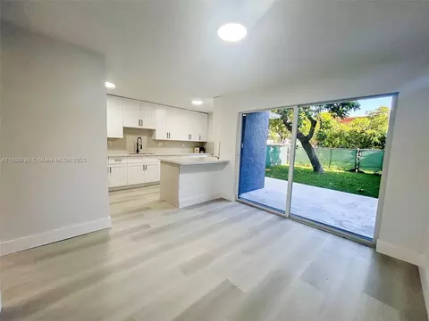 969 W 79th St, Hialeah, FL 33014 photo 7