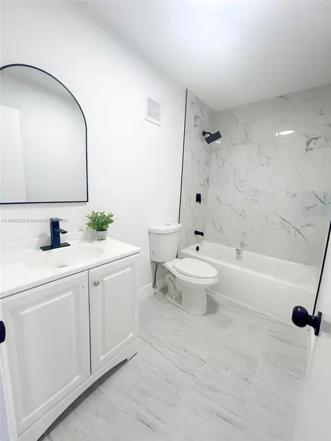 969 W 79th St, Hialeah, FL 33014 photo 20