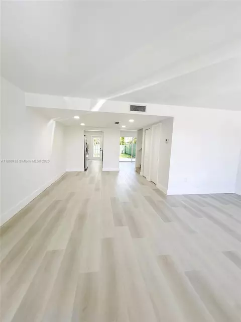 969 W 79th St, Hialeah, FL 33014 photo 16
