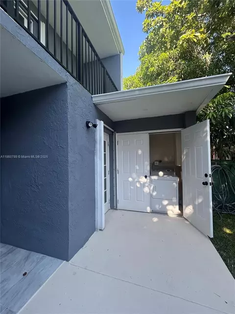 969 W 79th St, Hialeah, FL 33014 photo 32