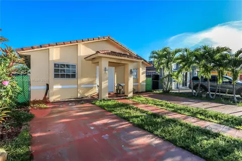 Other - 2534 W 72nd St, Hialeah, FL 33016 photo 5 of 5