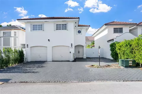 15361 SW 39th Ln, Miami, FL 33185