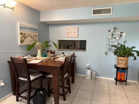 Undisclosed, Miami, FL 33183