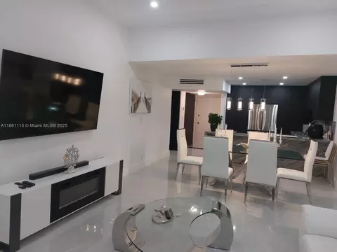 3180 S Ocean Dr #1721, Hallandale Beach, FL 33009