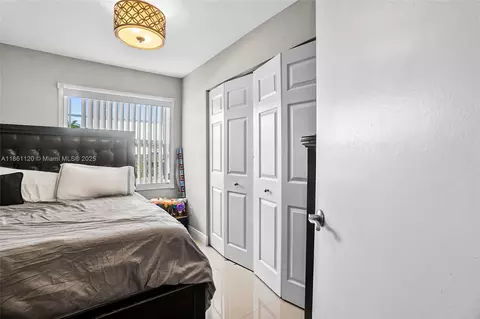 Bedroom - 20110 NW 83rd Pl, Hialeah, FL 33015 photo 1 of 3