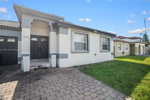 Exterior - 20110 NW 83rd Pl, Hialeah, FL 33015 photo 1 of 4