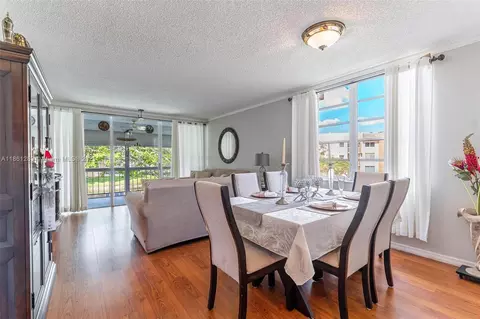 6021 NW 61st Ave #212, Tamarac, FL 33319