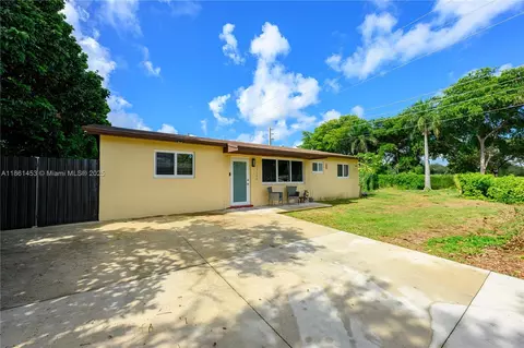 15640 SW 295th Ter, Homestead, FL 33033