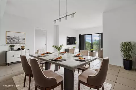 9340 Fontainebleau Blvd #W505, Miami, FL 33172