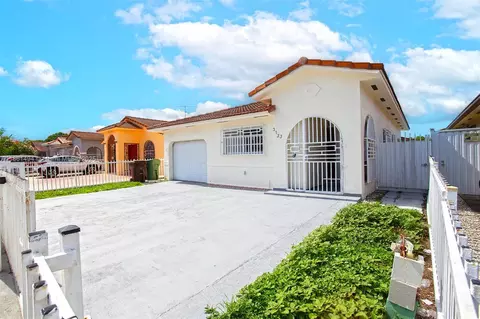 3133 W 70th Ter, Hialeah, FL 33018 photo 3