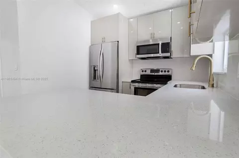 3133 W 70th Ter, Hialeah, FL 33018 photo 14