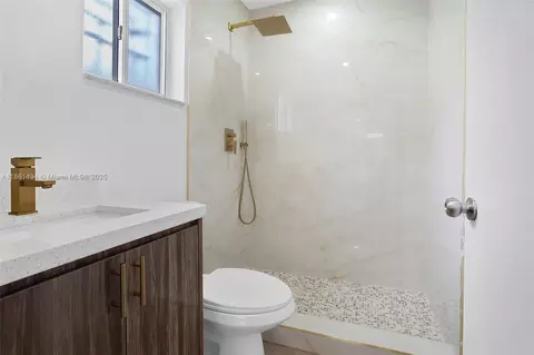 3133 W 70th Ter, Hialeah, FL 33018 photo 24