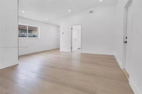 3133 W 70th Ter, Hialeah, FL 33018 photo 9