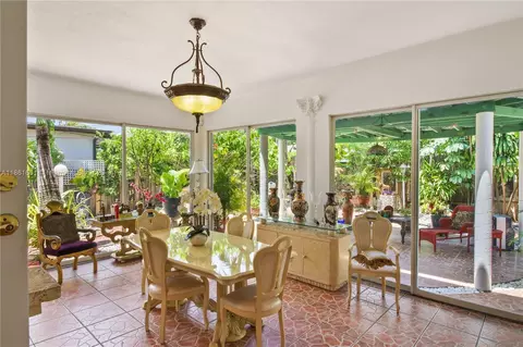 6101 SW 13th Ter, West Miami, FL 33144