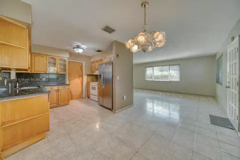 3251 S Lake Dr, Miami, FL 33155