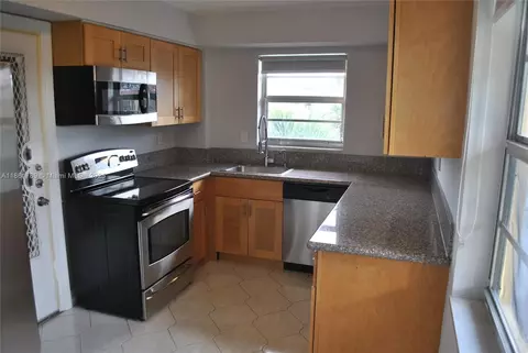 1540 NE 191st St #345, Miami, FL 33179