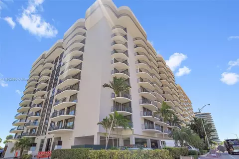 8877 Collins Ave #405, Surfside, FL 33154