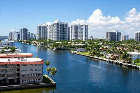 2017 S Ocean Dr #1008, Hallandale Beach, FL 33009