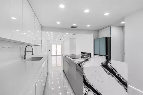 Kitchen - 770 SE 5th Pl, Hialeah, FL 33010 photo 2 of 5