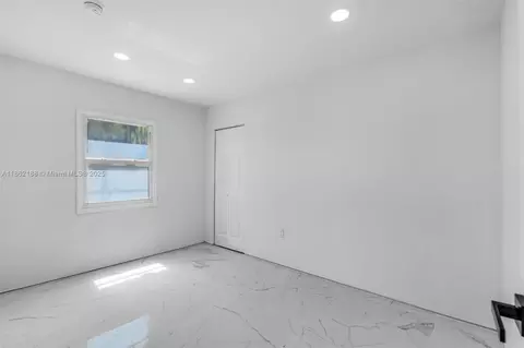Bedroom - 770 SE 5th Pl, Hialeah, FL 33010 photo 4 of 6