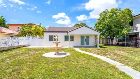 770 SE 5th Pl, Hialeah, FL 33010