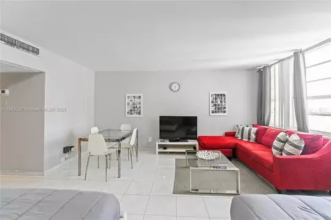 100 Lincoln Rd #1616, Miami Beach, FL 33139