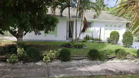 4641 NE 1st Ave, Pompano Beach, FL 33064