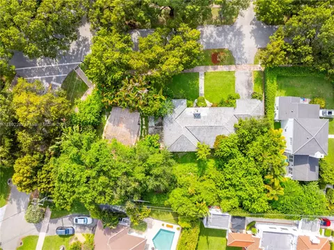3807 Durango St, Coral Gables, FL 33134 photo 11