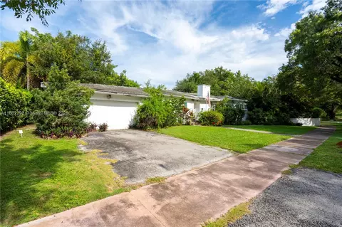 3807 Durango St, Coral Gables, FL 33134 photo 2