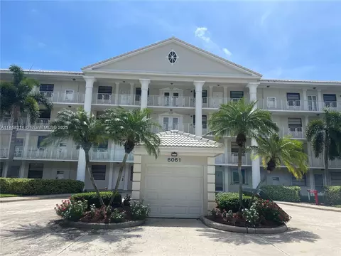 6061 Balboa Cir #304, Boca Raton, FL 33433