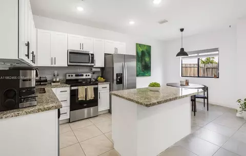 13353 SW 250th Ter, Homestead, FL 33032