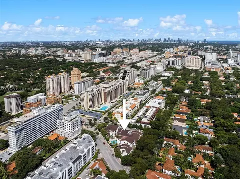 2600 Cardena St #11, Coral Gables, FL 33134