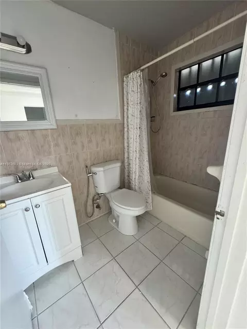 Bath - 275 E 34th St, Hialeah, FL 33013 photo 1 of 3