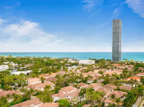 19390 Collins Ave #PH-24, Sunny Isles Beach, FL 33160