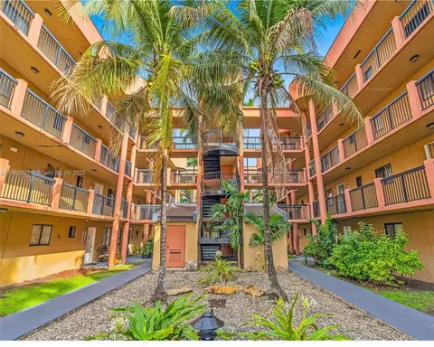 5490 W 21st Ct #311, Hialeah, FL 33016