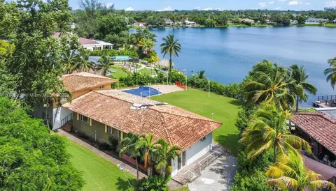 4399 SW 89th Ave, Miami, FL 33165
