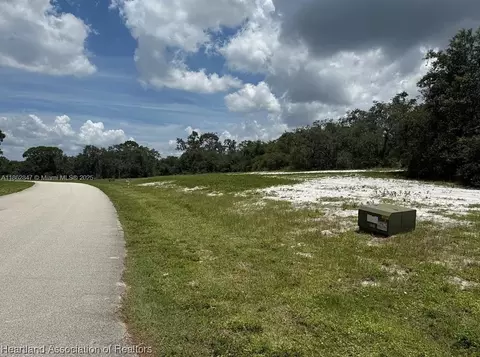 5052 Lake Regency Dr, Sebring, FL 33875 photo 3